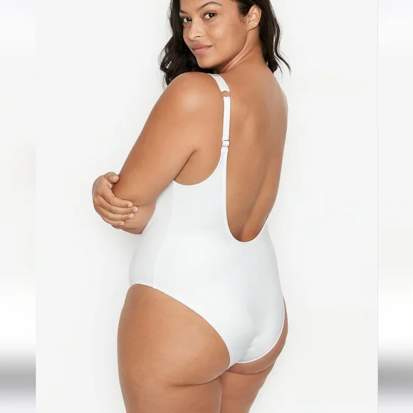 VICTORIA'S SECRET SHINE STRAP VARDIA ONE PIECE SWIMSUIT size XS/XP - Picture 3 of 5